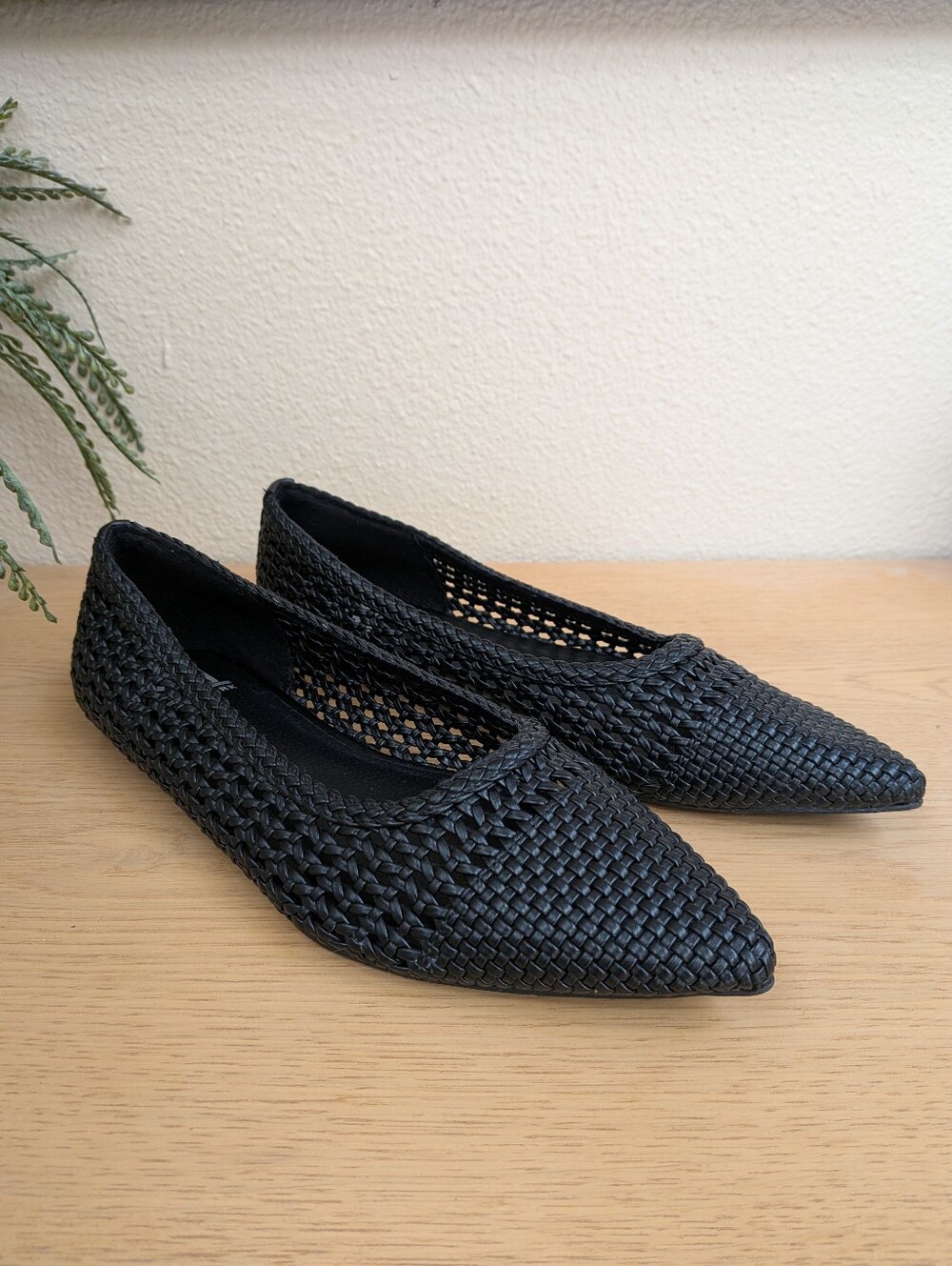 SM New York Black Violetta Woven Pointed Toe Classic Flats Size 10